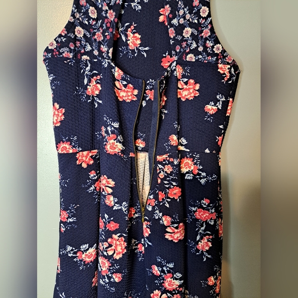 Rewind casual dress. Size XL - Picture 4 of 6